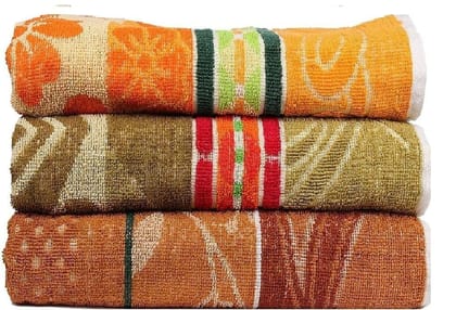 Mandhania Ash Set of 3 Jacquard Large Bath Towels 68 X 137 cm