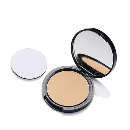 FACESCANADA Weightless Matte Finish Compact Powder - Beige, 9 g | Non Oily Matte Look | Evens Out Complexion | Hides Imperfections | Blends Effortlessly | Pressed Powder For All Skin Types