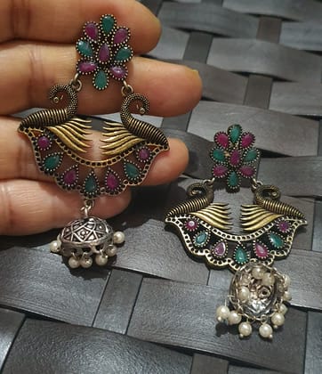 Glamvila Multi-Coloured Chandbali