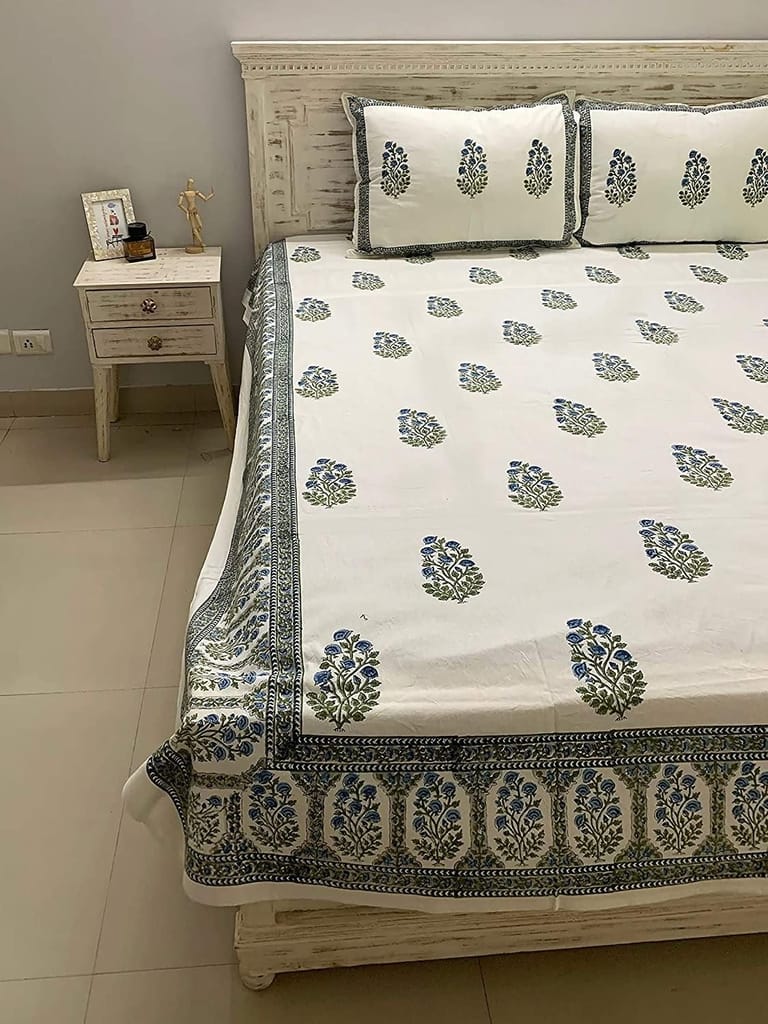 Noor Fine Cotton Block Print King Size Bedsheet + 2 Pillow Covers (Blue & Offwhite)