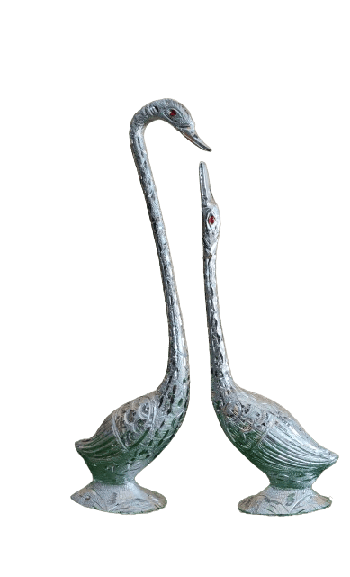 White Metal Swan Set for Home Decor