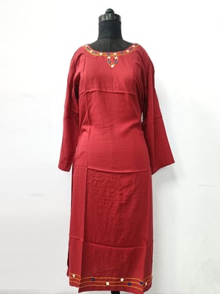 Shazo Fashion  Women's Cotton Rayon Mix Fabric Embroidery Handwork Straight Kurta with Side Slit  Green