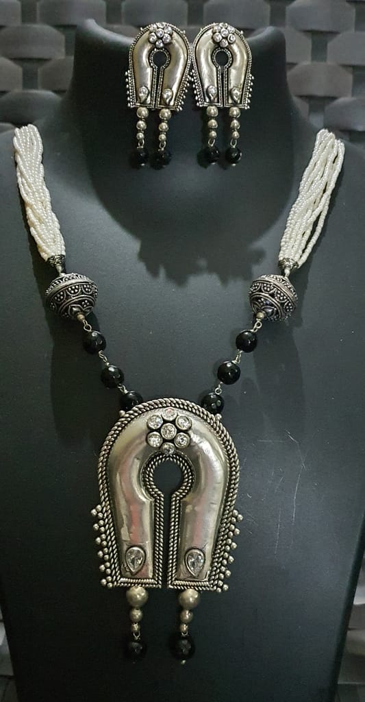 Glamvila Designer Jewellery Set - Jewellery Sets | Buy online on ZillyBuy