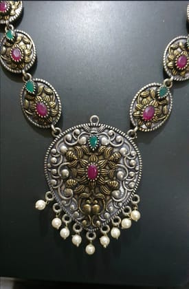 Glamvila Designer German Silver Jewellery Set