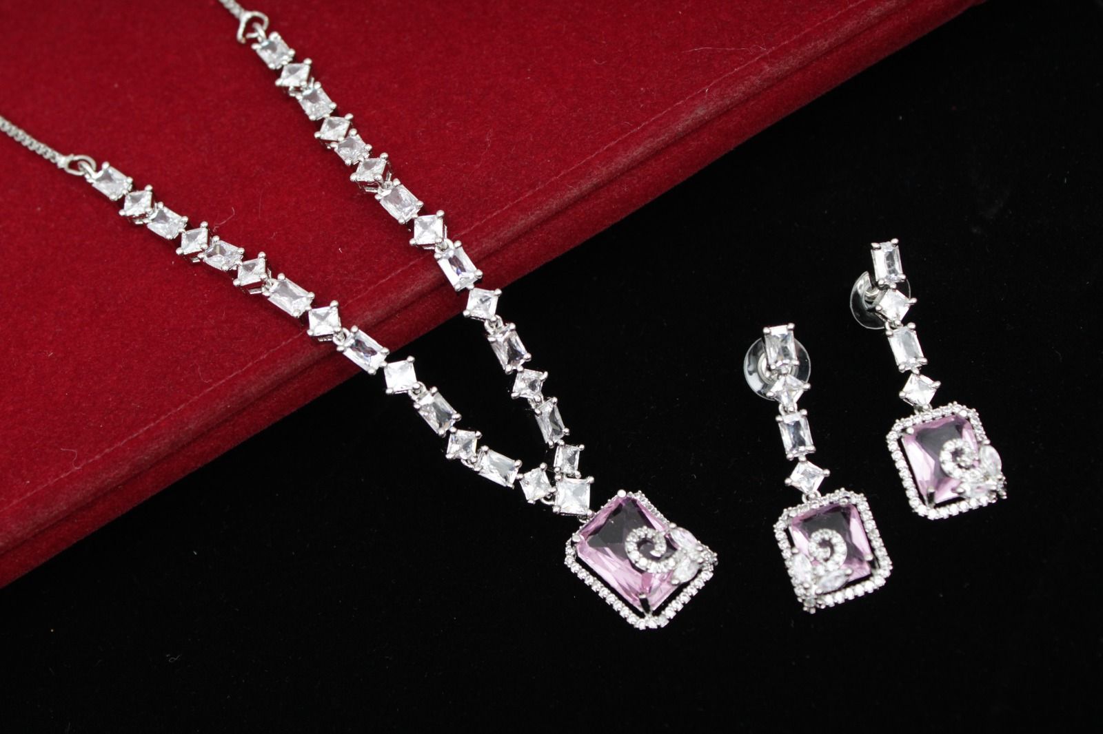 Necklace set | Nceklace for girls & women | Pink necklace set |