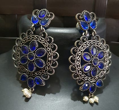 Glamvila Blue Stones Hangings