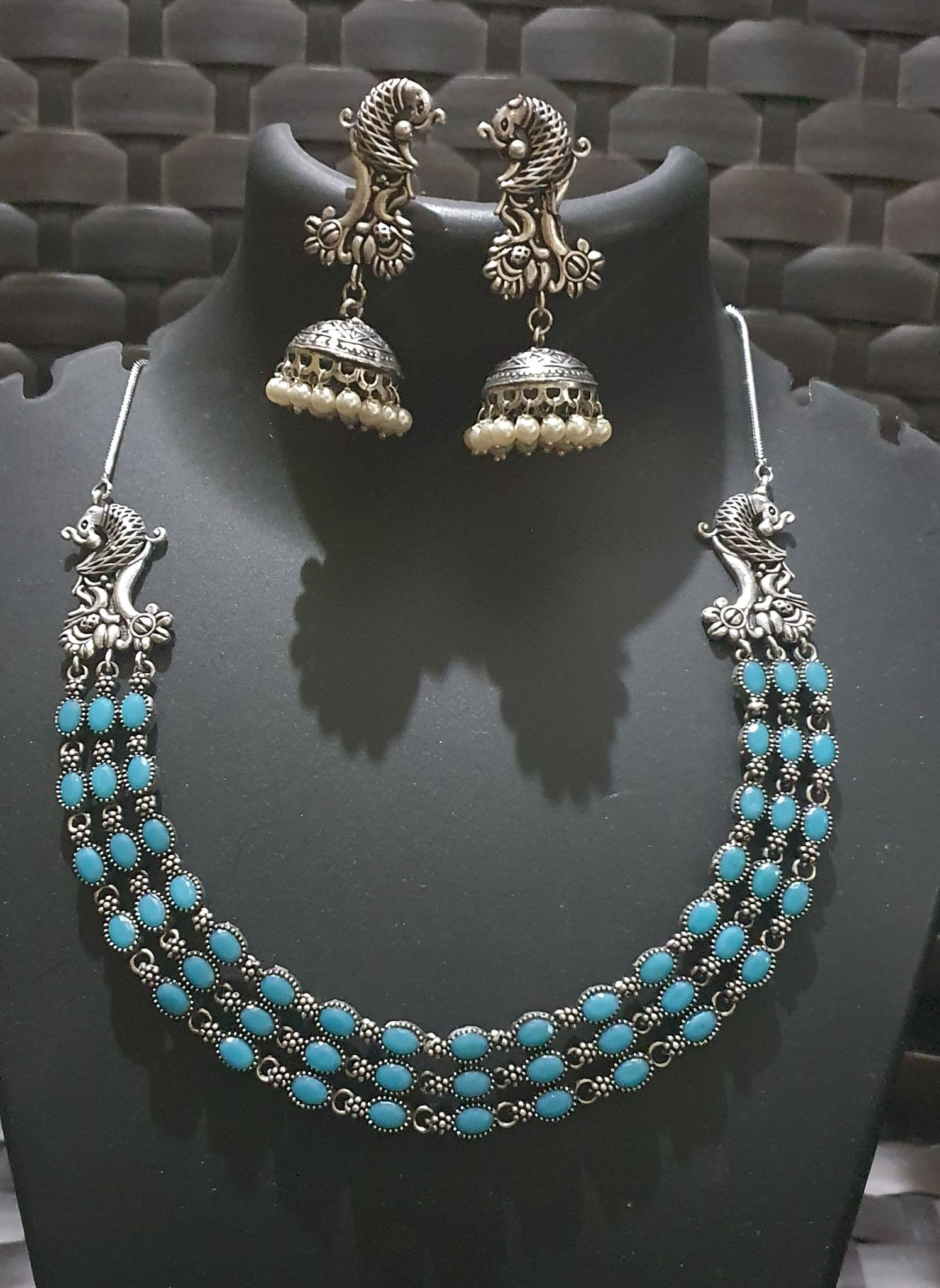 Glamvila Light Blue Stones Jewellery