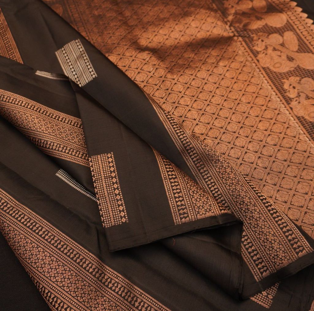 Borderless Kanchipuram Silk Saree in Black with Copper Zari