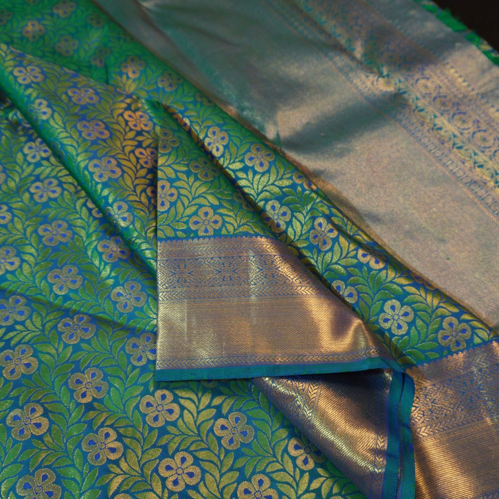 Palette of Peacock Blue & Bottle Green Bridal Kanchipuram Handloom Silk Saree - Vivaaha Silks"