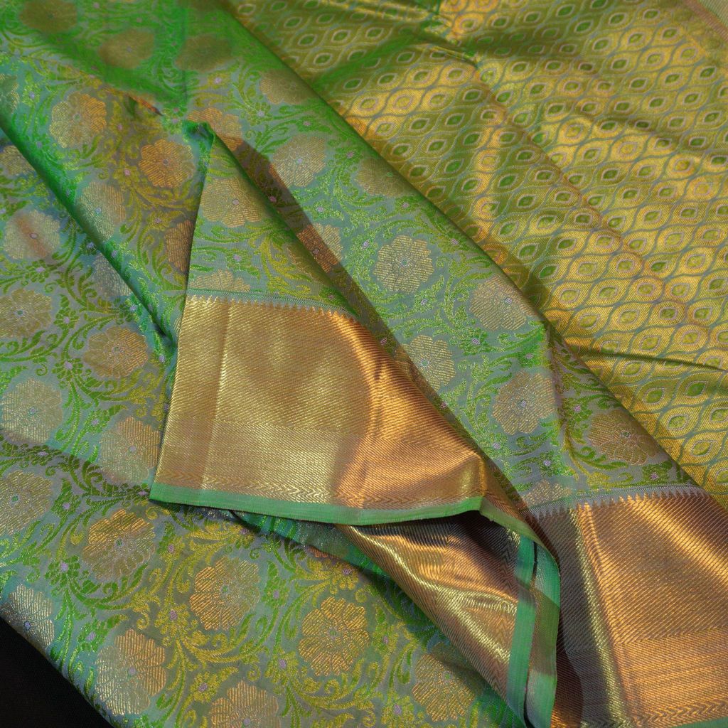 Dual-Shade Fern & Pickle Green Bridal Kanchipuram Handloom Silk Saree | Vivaaha Silks"