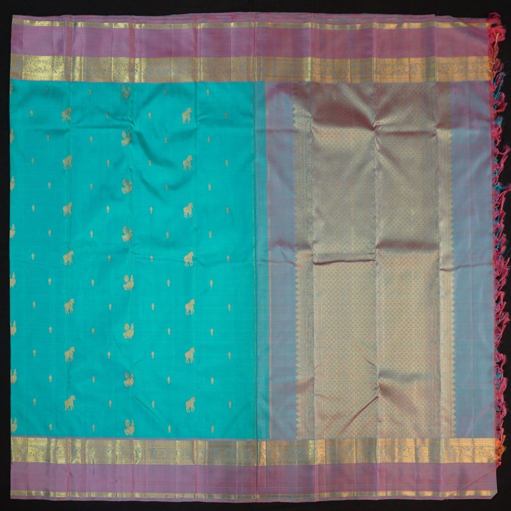 Anandha with Lavender Pure Gold Kanchipuram Silk Saree