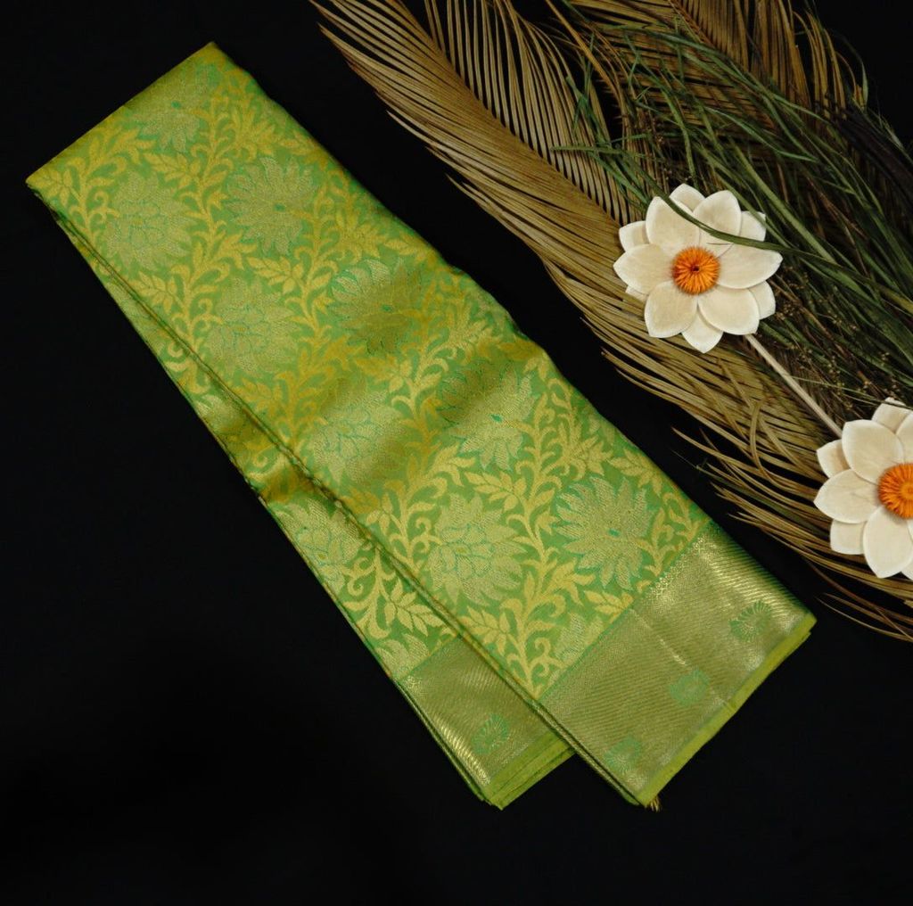 Sheen Green Jacquard Bridal Kanchipuram Pure Zari Silk Saree