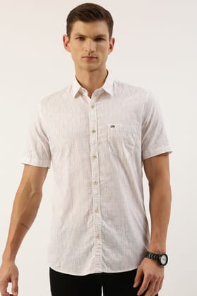 Men White Slim Fit Print Half Sleeves Casual Shirt