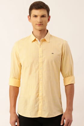 Men Yellow Slim Fit Textured Full Sleeves Casual Shirt