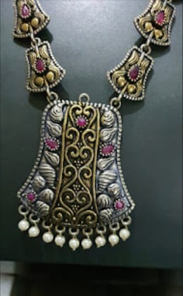 Glamvila Designer German Silver Jewellery Set