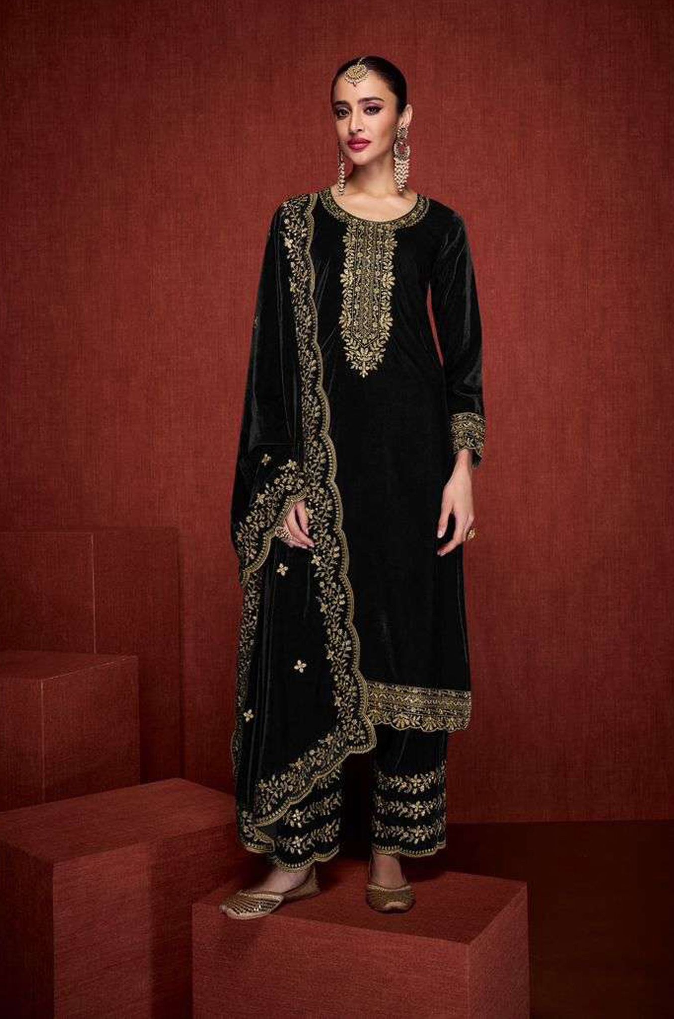 Women Black Velvet Embroidered Yoke Short Kurta With Pants