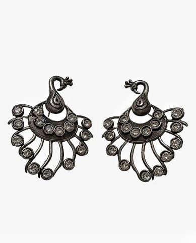 Glamvila Antique Finish Stud