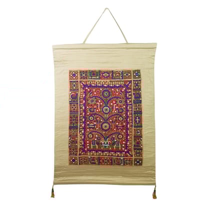 Garvi Gurjari (A Gujarat Govt Enterprise Cotton Cream Hand Embroidered Wall Hangings/Decor (26� x 19�)