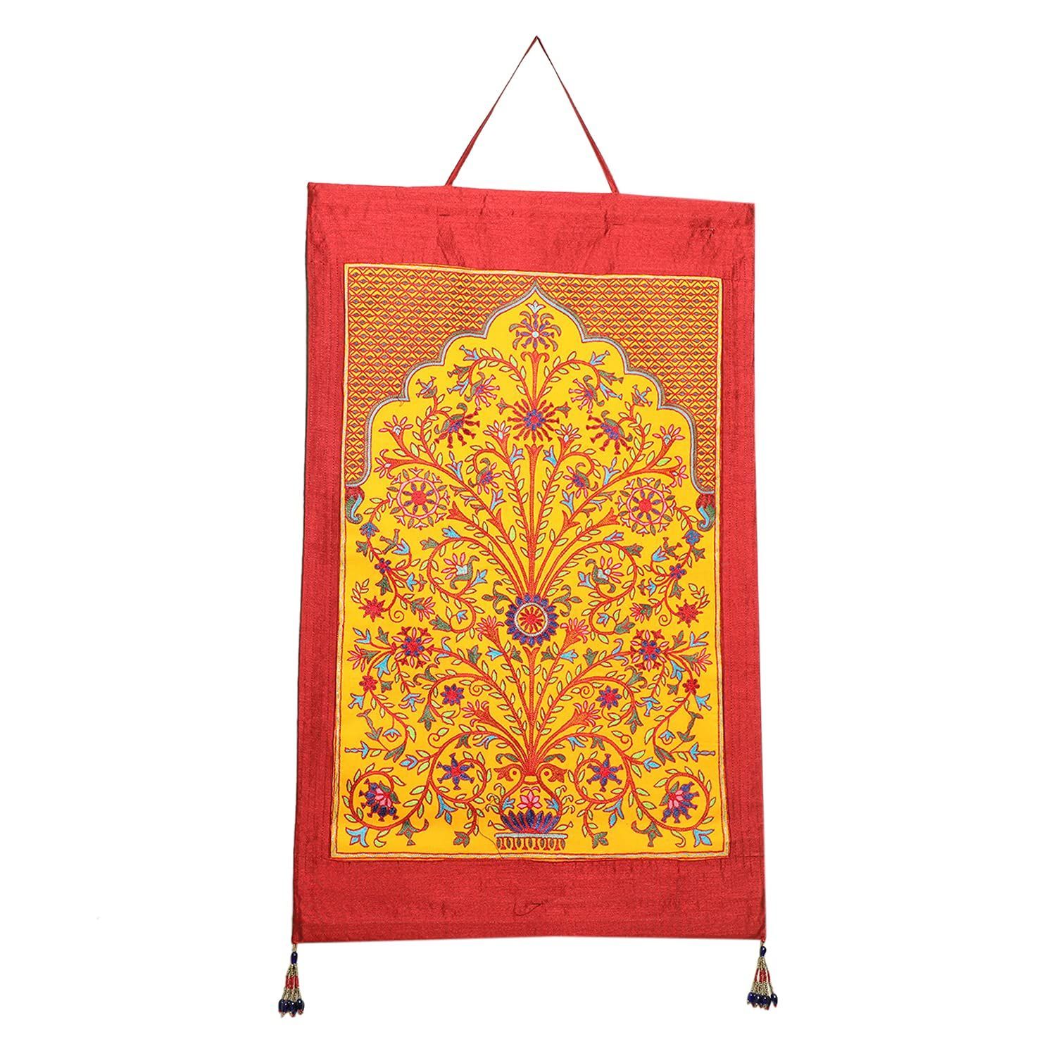 Garvi Gurjari (A Gujarat Govt Enterprise) Cotton Embroidery Wallpiece (75 cm x 46 cm, GSHHDCL 3)