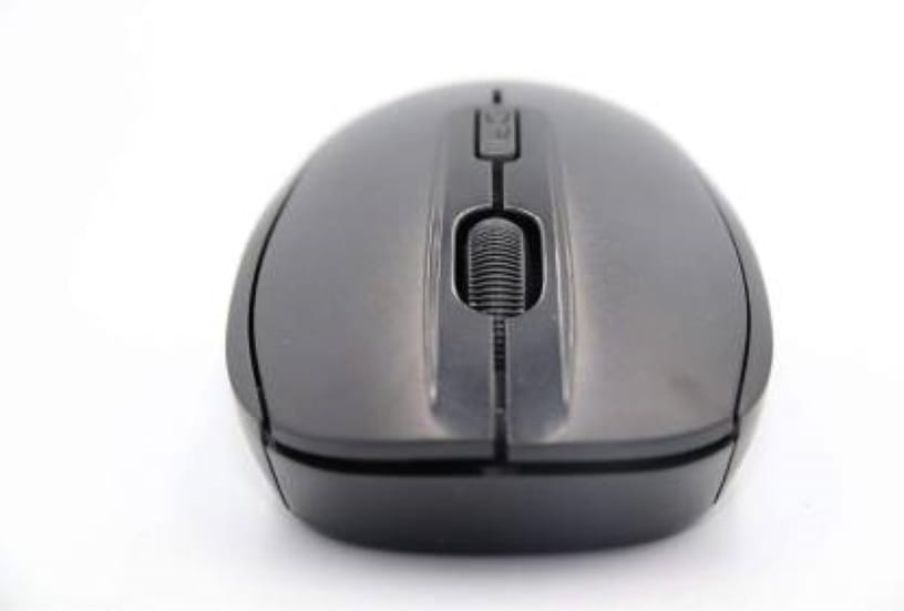 Long Range Master: Quarks Wireless Mouse G620 - Precise, Comfortable, & Budget-Friendly