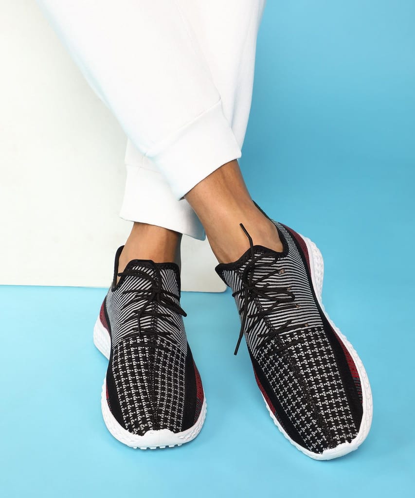 Paragon Comfortable Outdoor Walking Shoes for Men