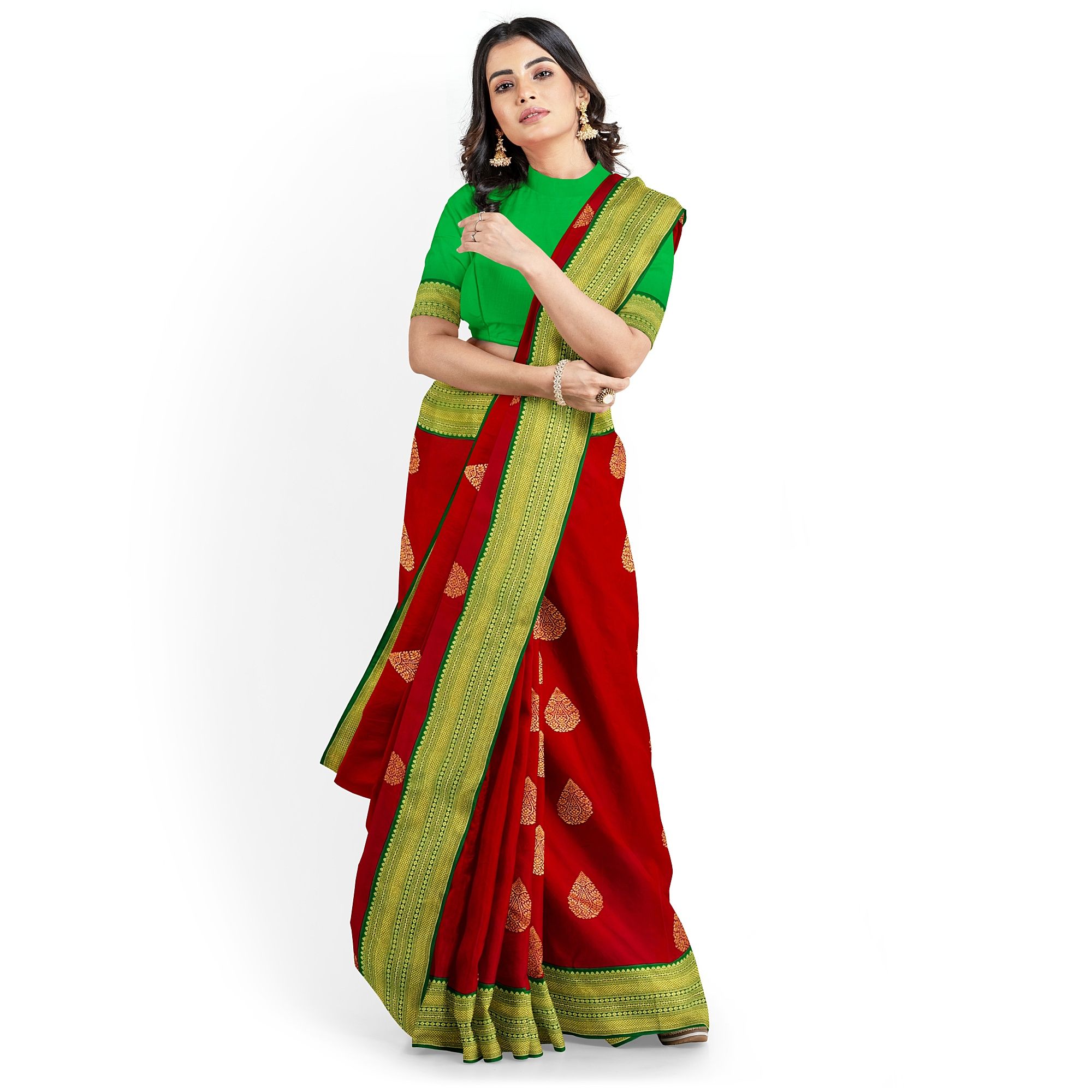 Dark Red Color Korvai Saree Has Contrast Pallu and Border with Unstitched Blouse