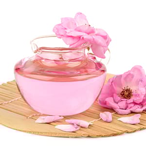 Mamaearth Rose Water Face liquid Face Toner with Witch Hazel & Rose Water for Pore Tightening - 200ml