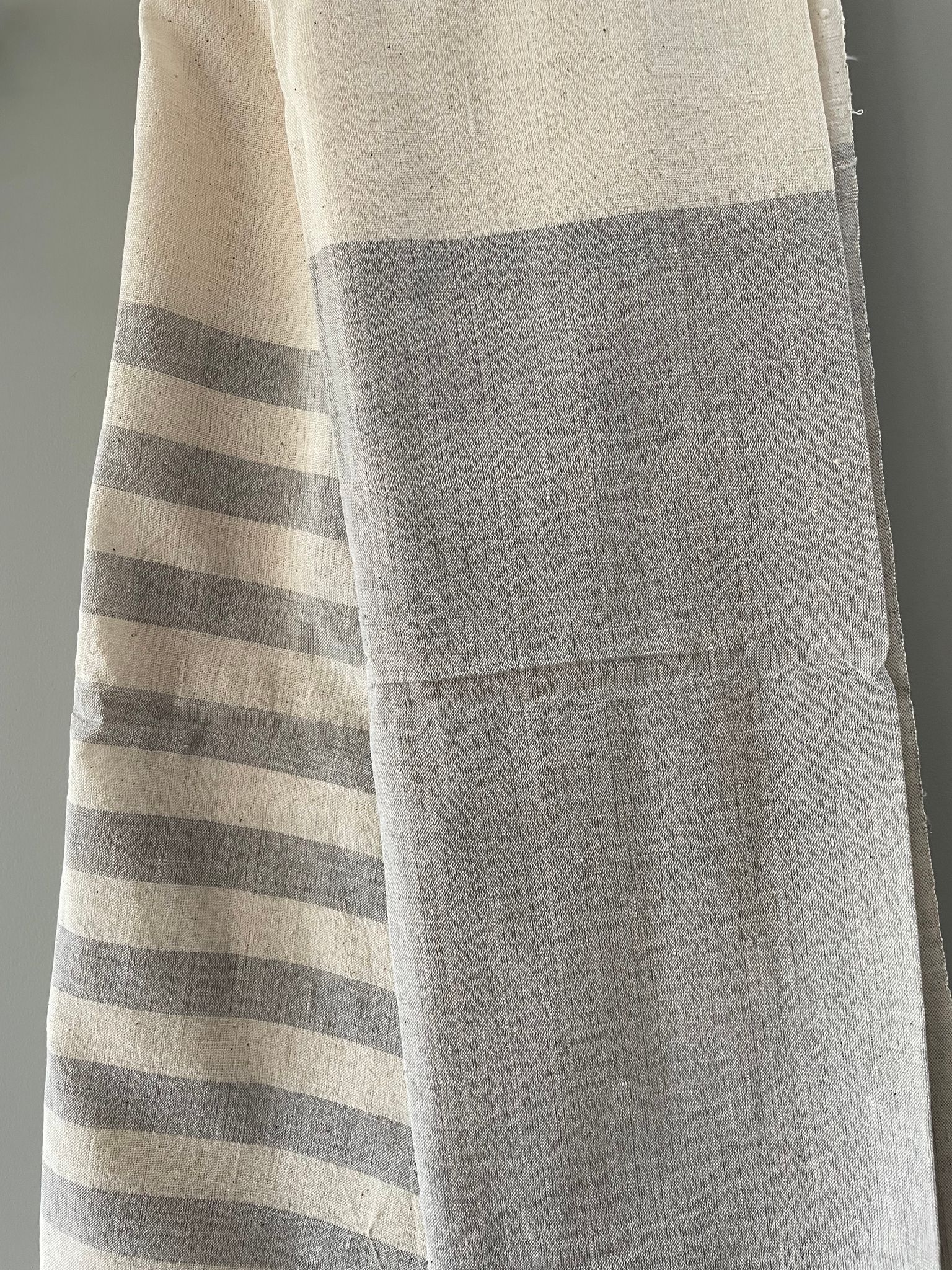 Towel - Nature alley - Handspun fabric - Grey