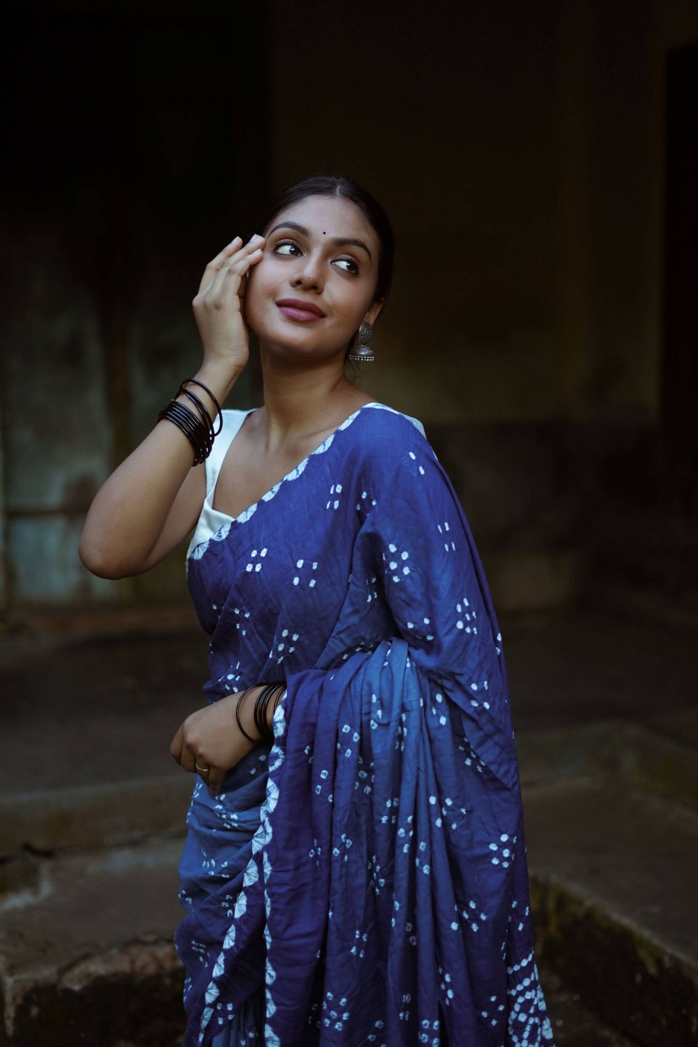 Boond - Bandhani blue shaded Bandhani cotton saree