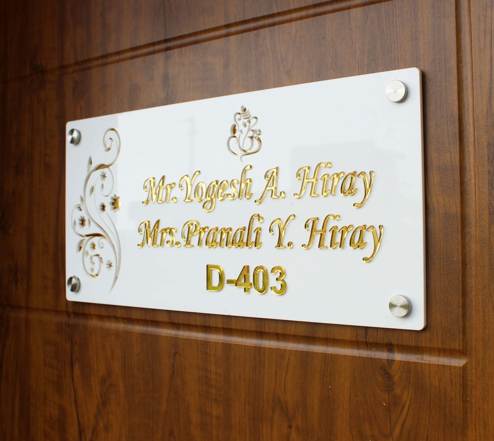 iCreations Golden Floral Nameplate: A Bloom of Elegance for Your Home