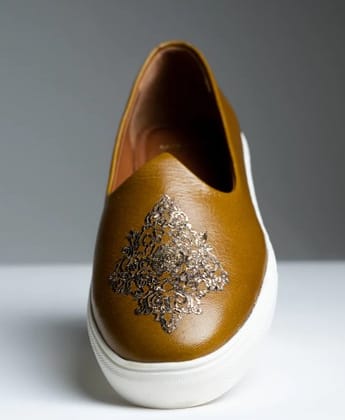 Wedding Jutti with Gold Signature Embroidery
