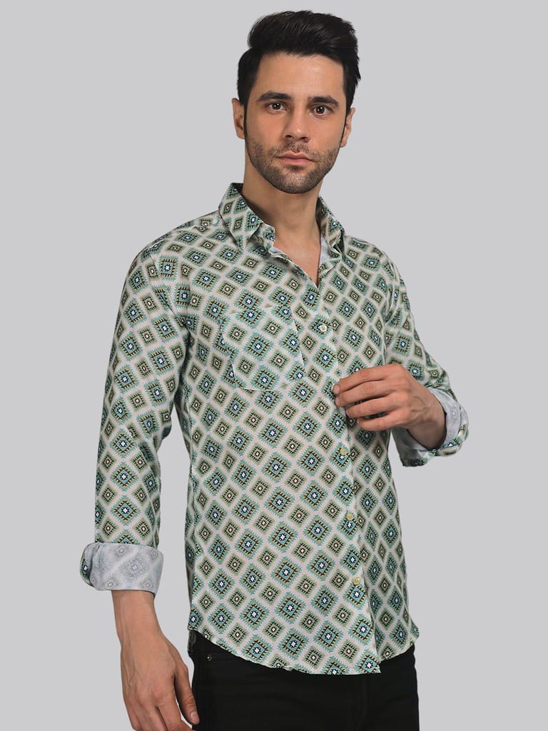Delicate Men's Printed Shirt