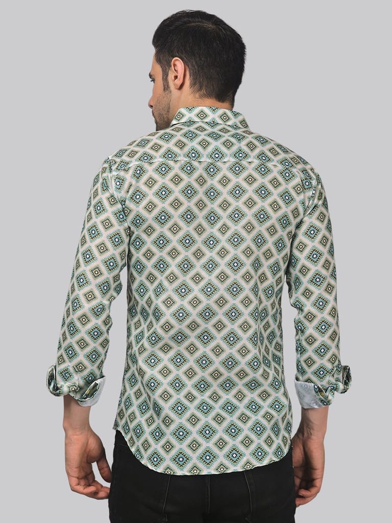 Delicate Men's Printed Shirt