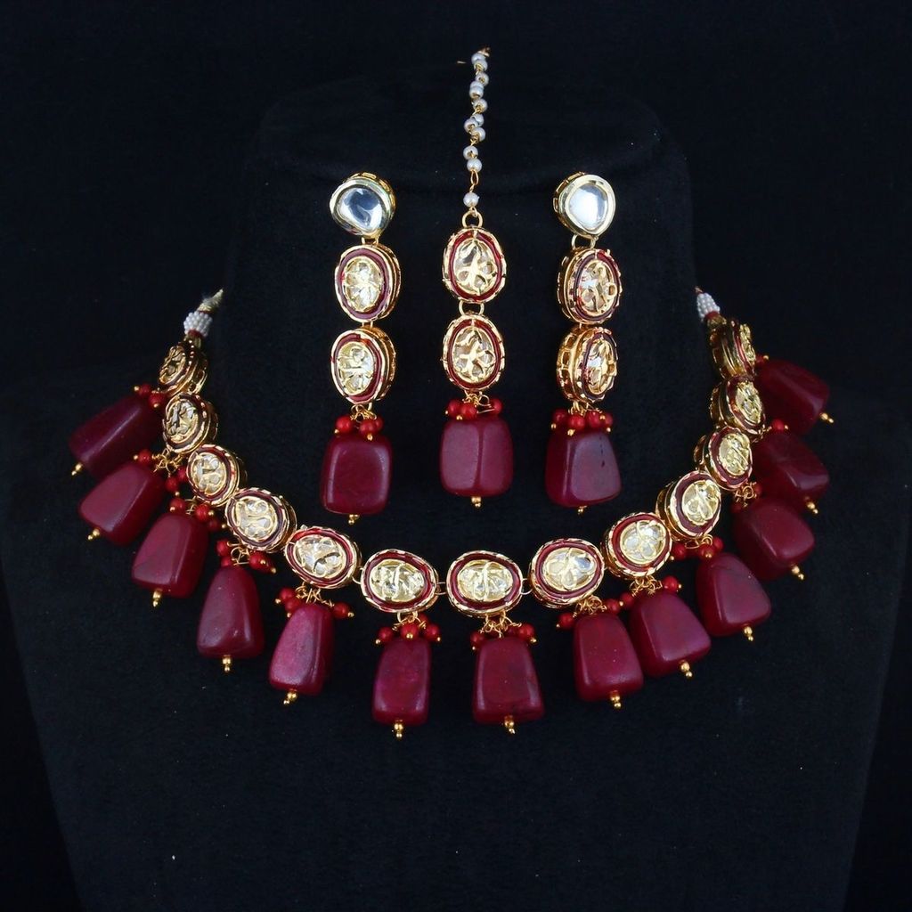 LUCKY JEWELLERY Back Meenakari 18k Gold Plated Maroon Color Tika Earring Combo Uncut Big Faux Kundan Choker Necklace set
