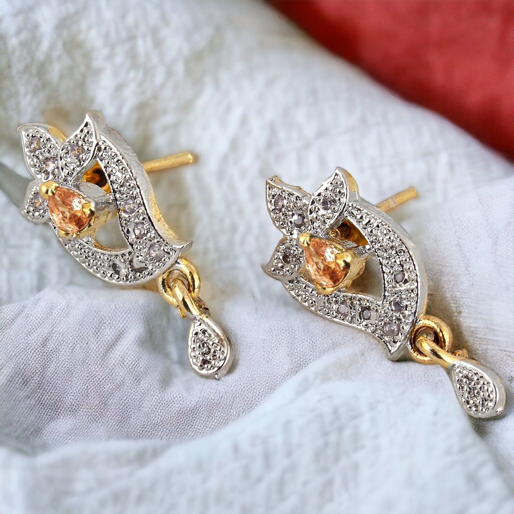 Lucky Jewellery 18K Gold Plated American Diamond (AD) Gold color Pendant,Earring With Chain For Girls & Women.(333-P4SA-1505-LCT)