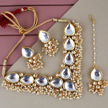 LUCKY JEWELLERY Back Meenakari 18k Gold Plated White Color Tika Earring Combo Uncut Big Faux Kundan Choker Necklace set (1122-J5SK-1698-W)
