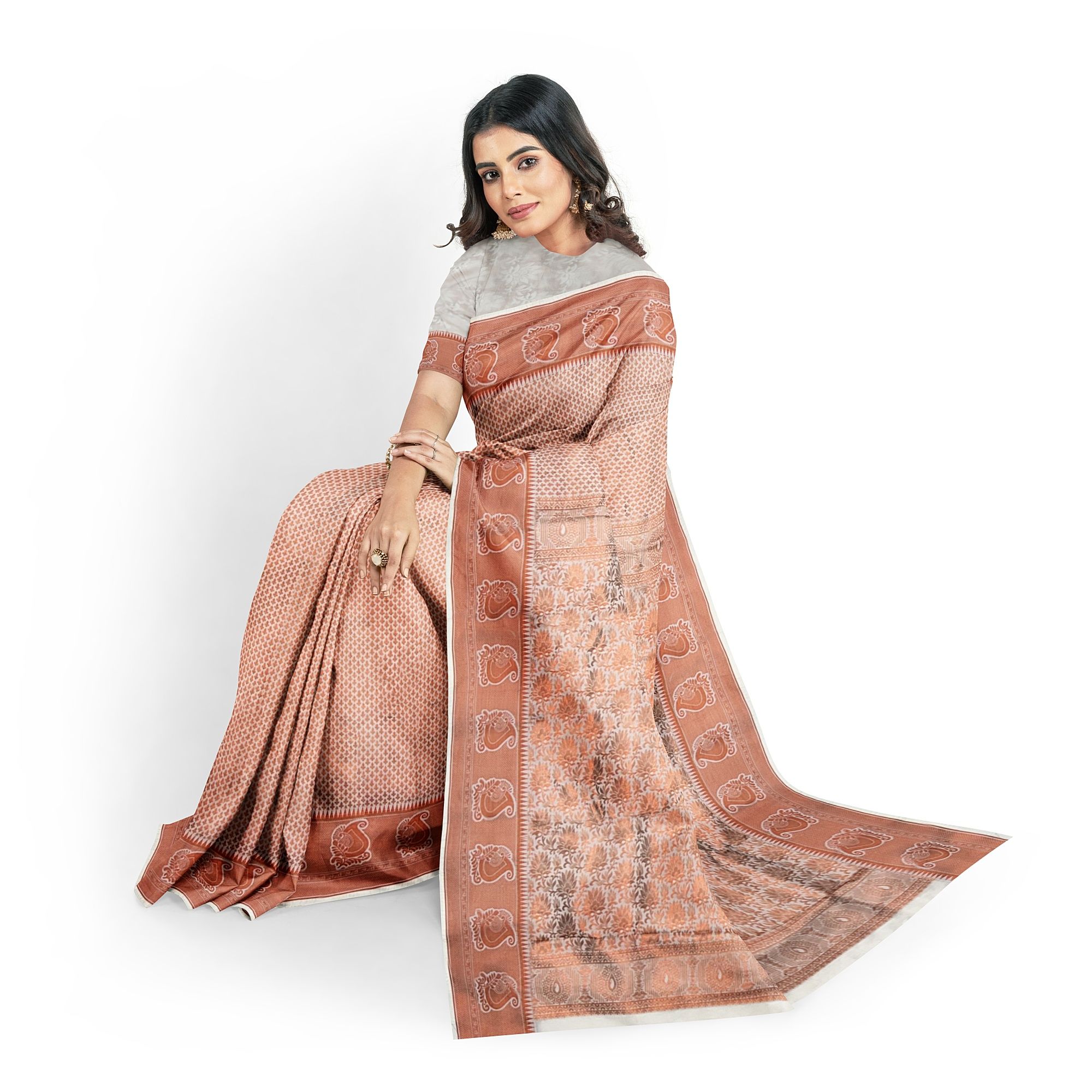 Half-White Double Shaded Zari Woven Saree with Unstitched Blouse