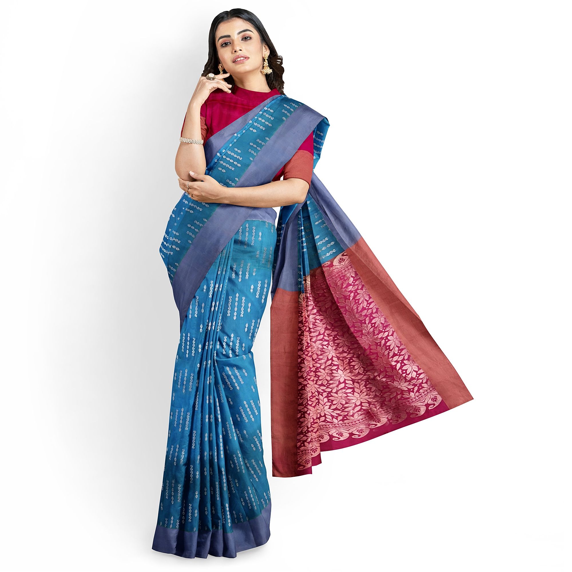 Teal Color Kanjivaram Pure Silk Saree has Contrast Pallu & Blouse