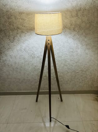 Wooden Floor Lamp, 3-Leg Lamp