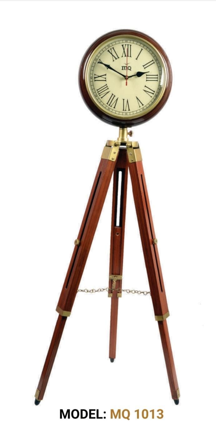 MQ 1013 Tripod Clock