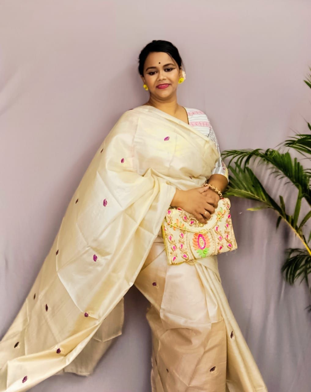 Silkmark Certified Pure Tussar Silk Digital Embroidered Handloom Saree (Tussar by Tussar) Light Beige Color with Running Blouse-9524