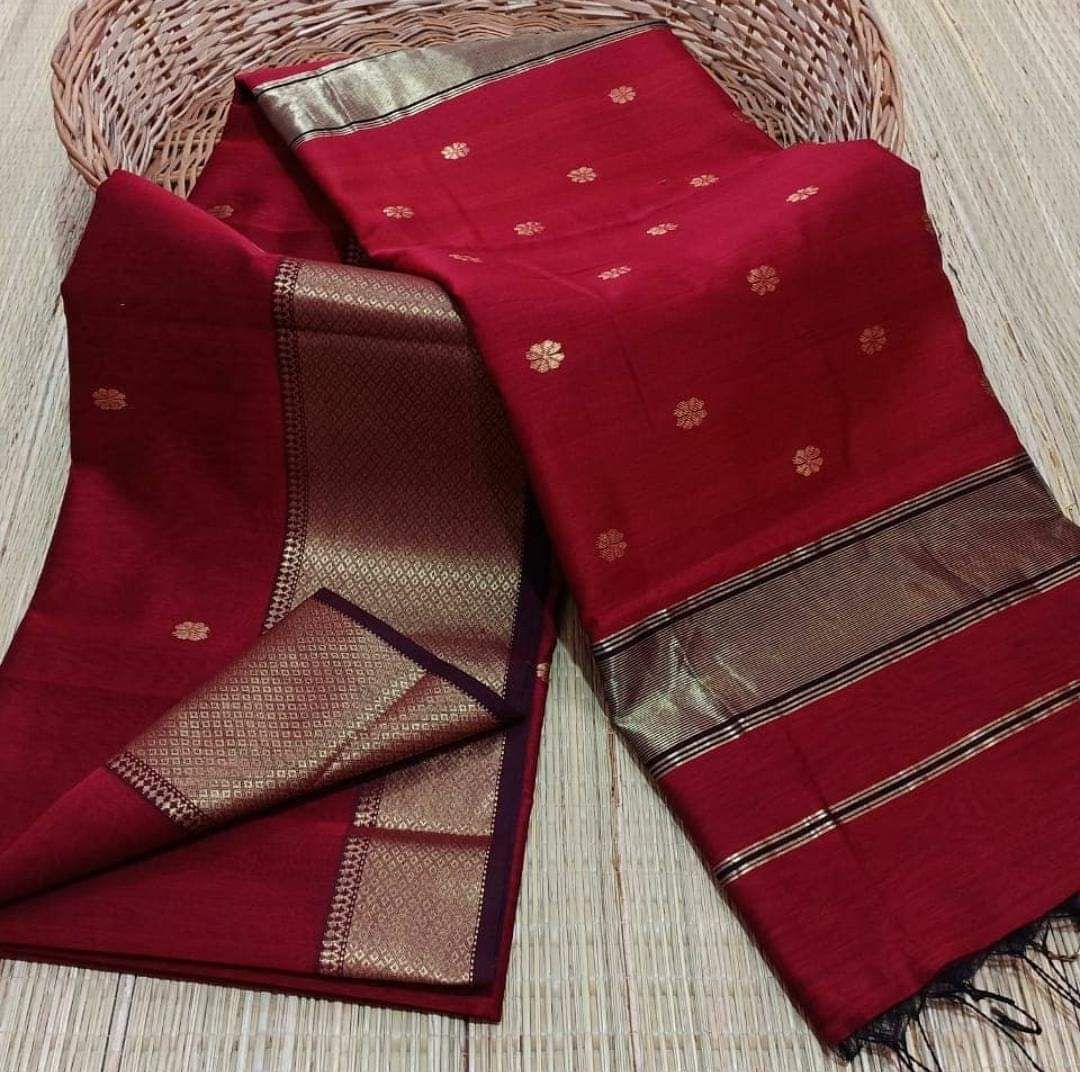 Pure Maheshwari Silk Saree Butta Body Red Color and running blouse with butta design-8879