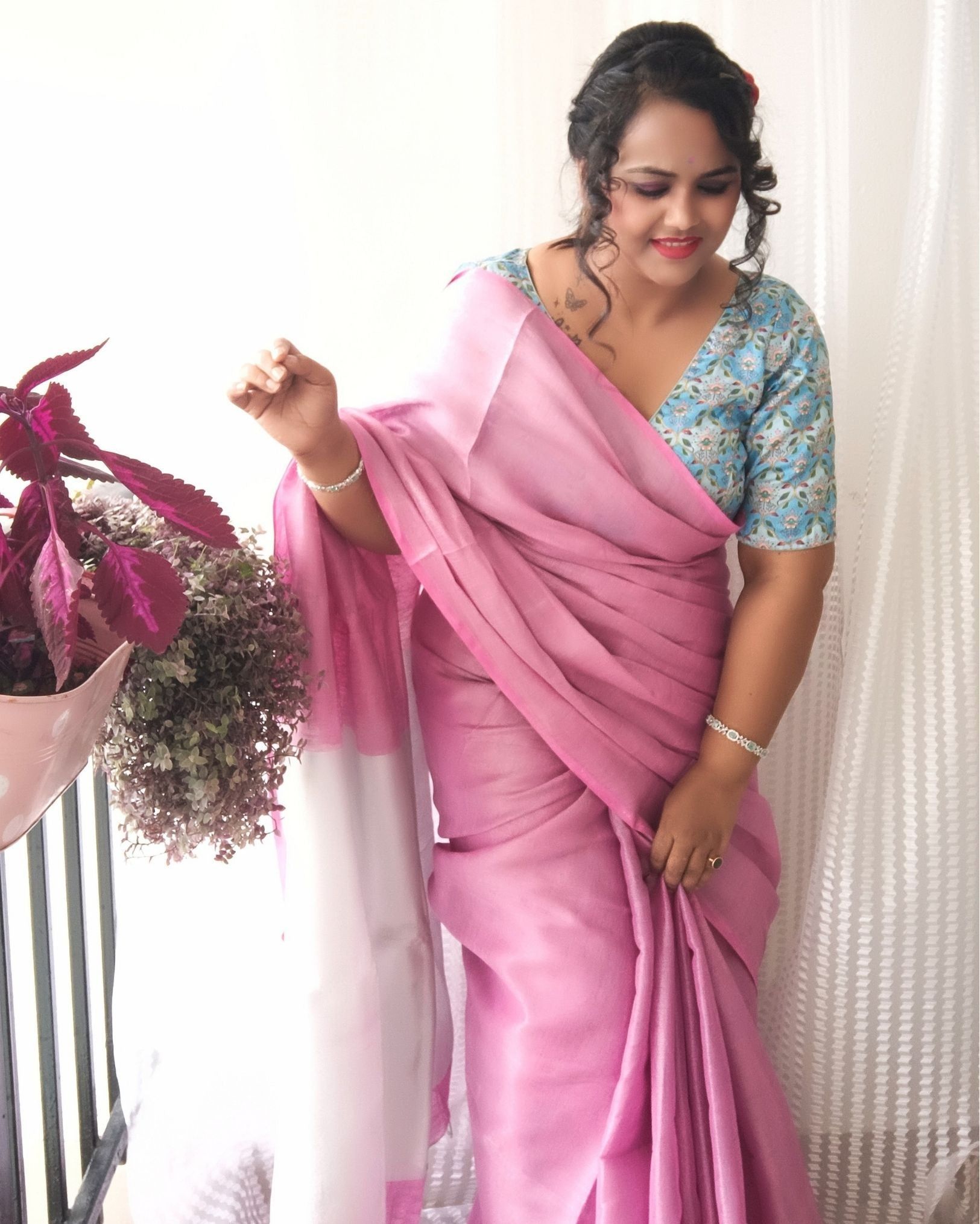 Pure Tissue Linen Hand Dyed Saree Pink Color with running blouse-1506