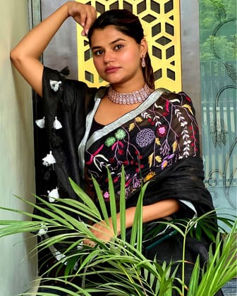 Pure Linen Handloom Saree Eerie Black Color Hand Embroidered with Running Blouse-8988