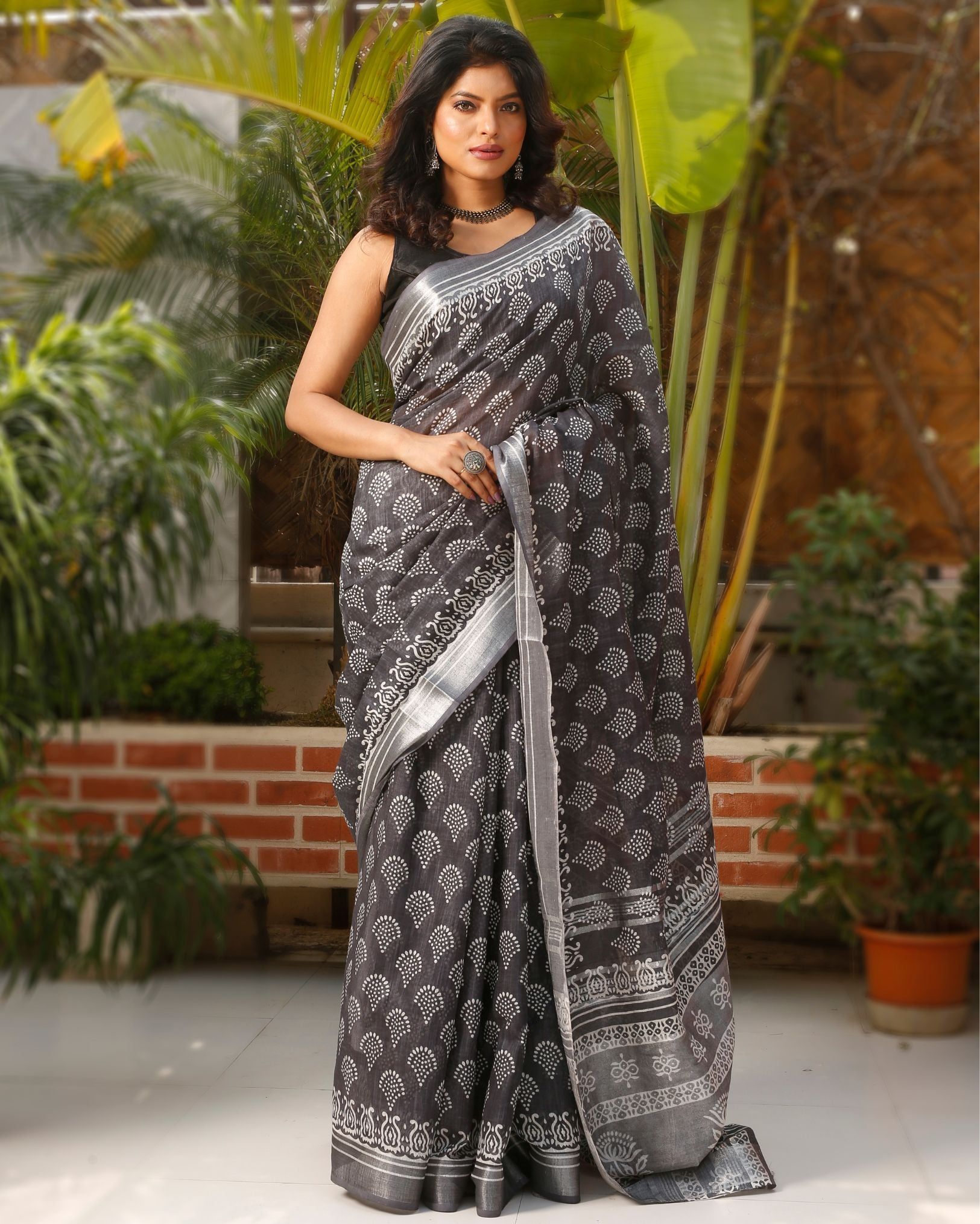 Slub Linen Saree Dark Grey Color Batik Print with running blouse-9294
