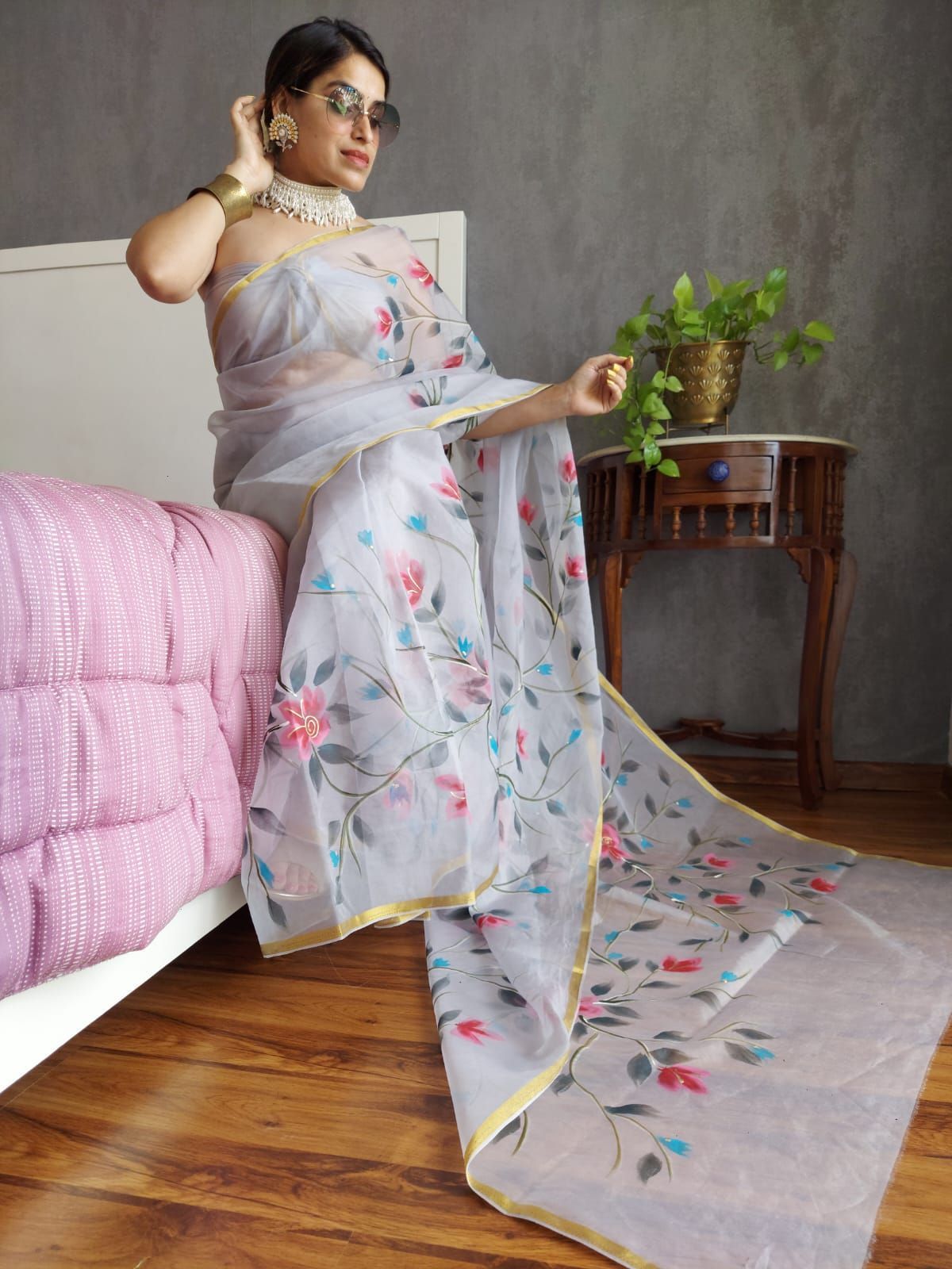 Organza Silk Saree Off-White Color Hand Painted with running blouse-9981