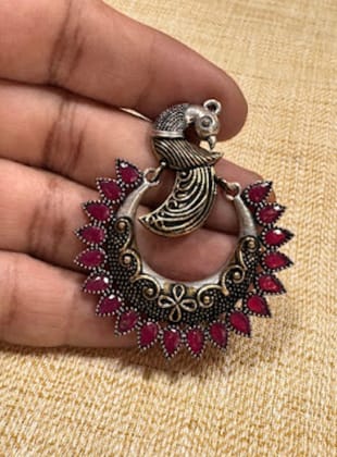 Glamvila Peacock Design Chandbali