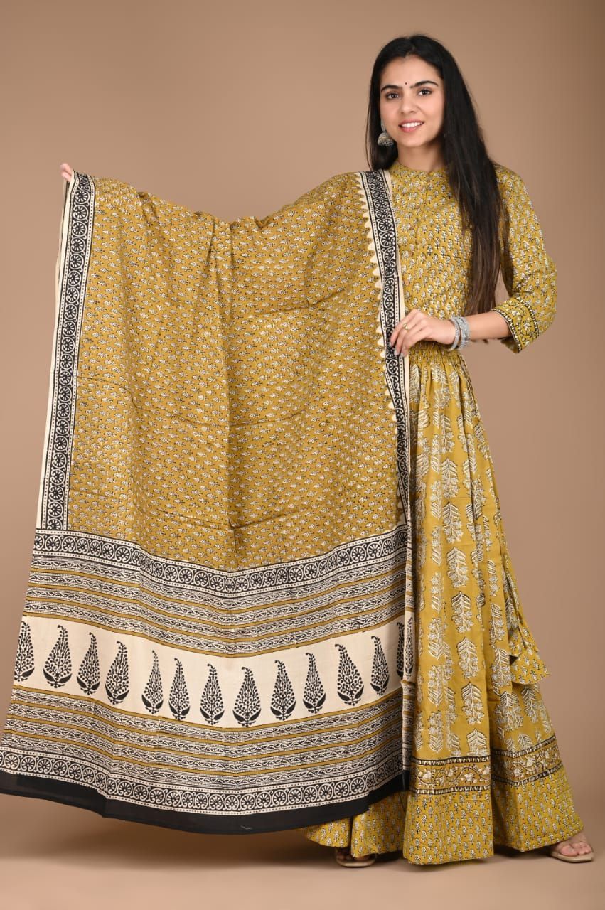 Handblock Printed Cotton Green Lehanga And Top With Mulmul Dupatta (Size 34-46)-1361
