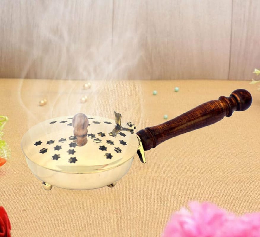 Brass Incense Bakhoor Burner Home Purifying Loban Burner Brass Dhoop Dani Showpiece for Puja Room Home Decor with Handle (Small)