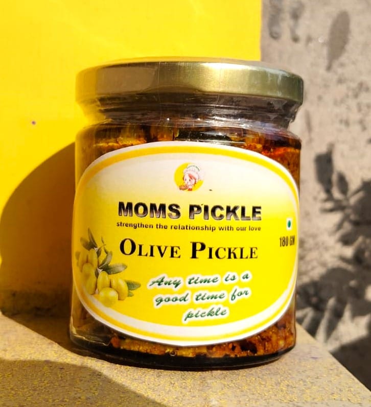 MOMS PICKLE Homemade olive pickle (Jaitun ke achar ) 180g